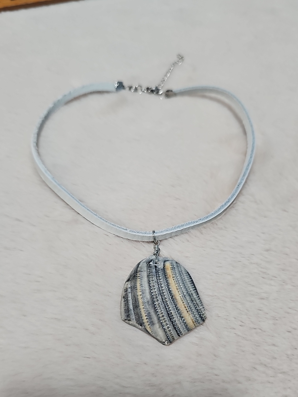 Handmade Seashell Choker – White Leather & Stainless Steel Hardware